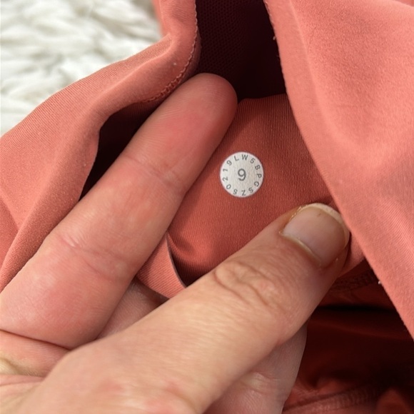 Lululemon In Movement Tight 25" *Everlux Rustic Coral - Picture 3 of 4